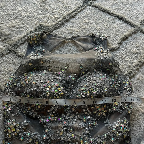 JVN BY JOVANI PROM PAGEANT FORMAL LONG MAXI DRESS GOWN silver nude cutout 2 - Picture 10 of 16